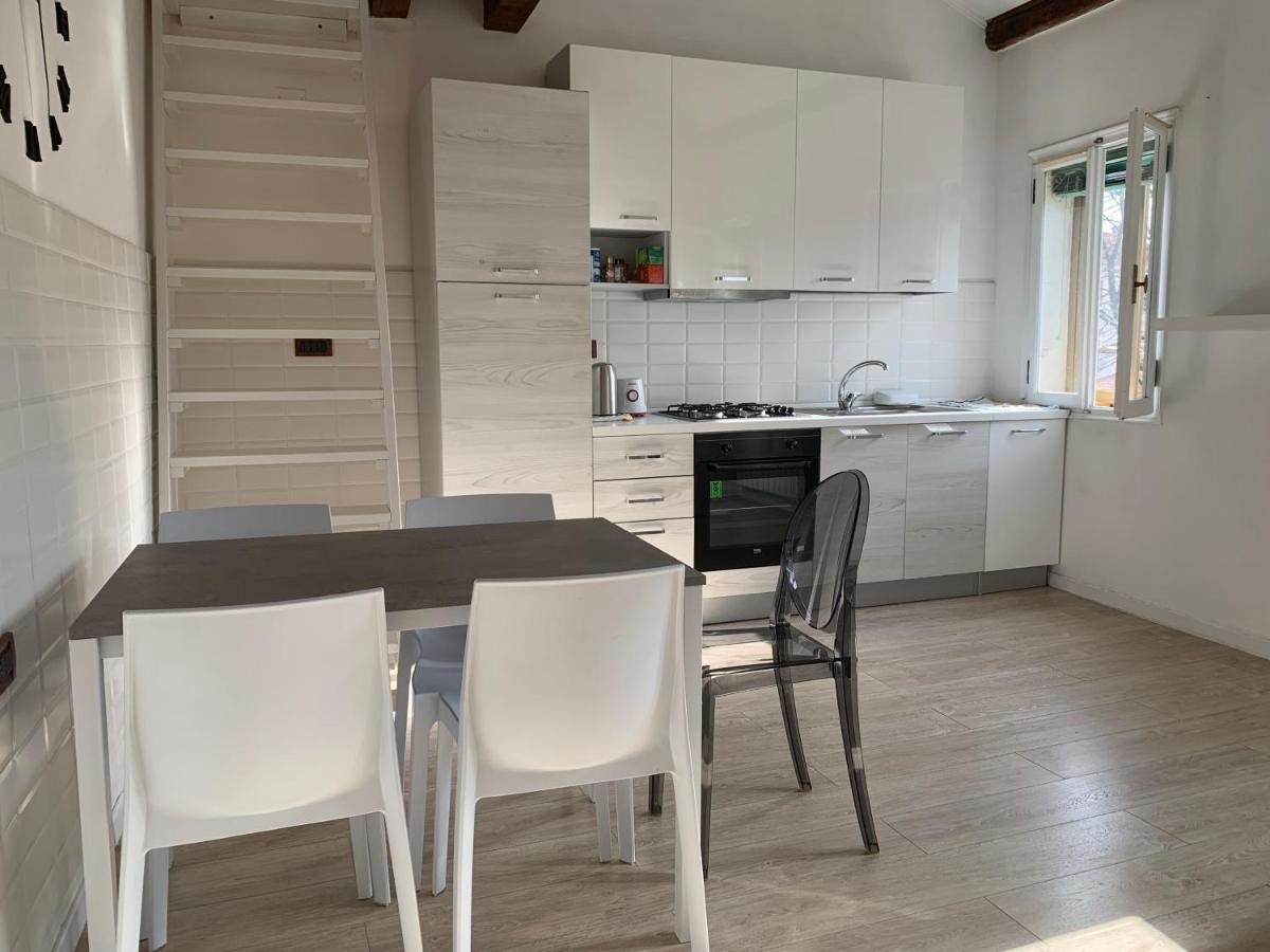 In The Centre - Giardini Biennale Apartment Venice Luaran gambar